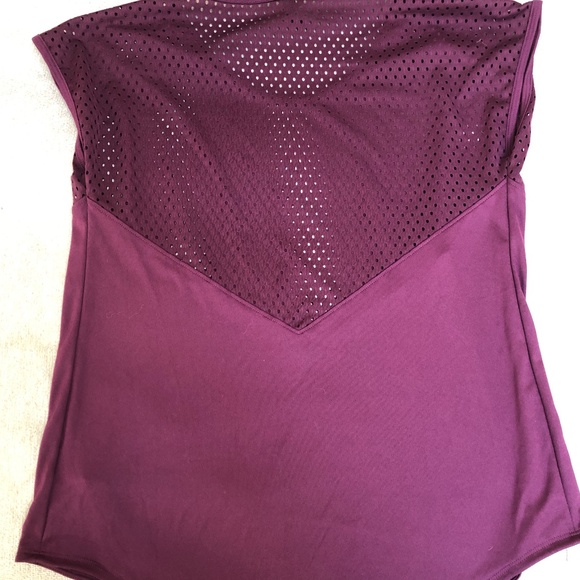 Saucony Women's Short Sleeve Top - Picture 7 of 7